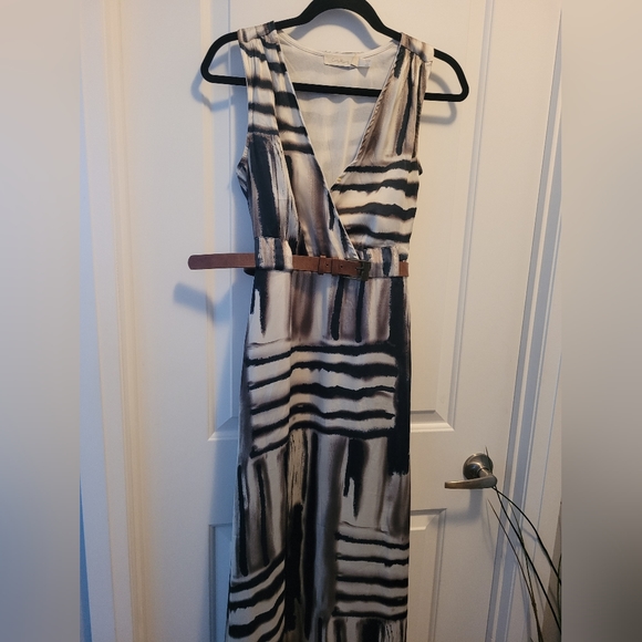 Costa Blanca Sleeveless V-Neck Maxi Dress Cream Black Striped S: Small - Picture 7 of 7